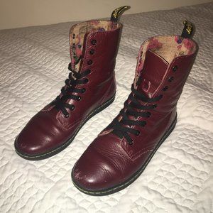 Dr. Martens Stratford burgundy boot